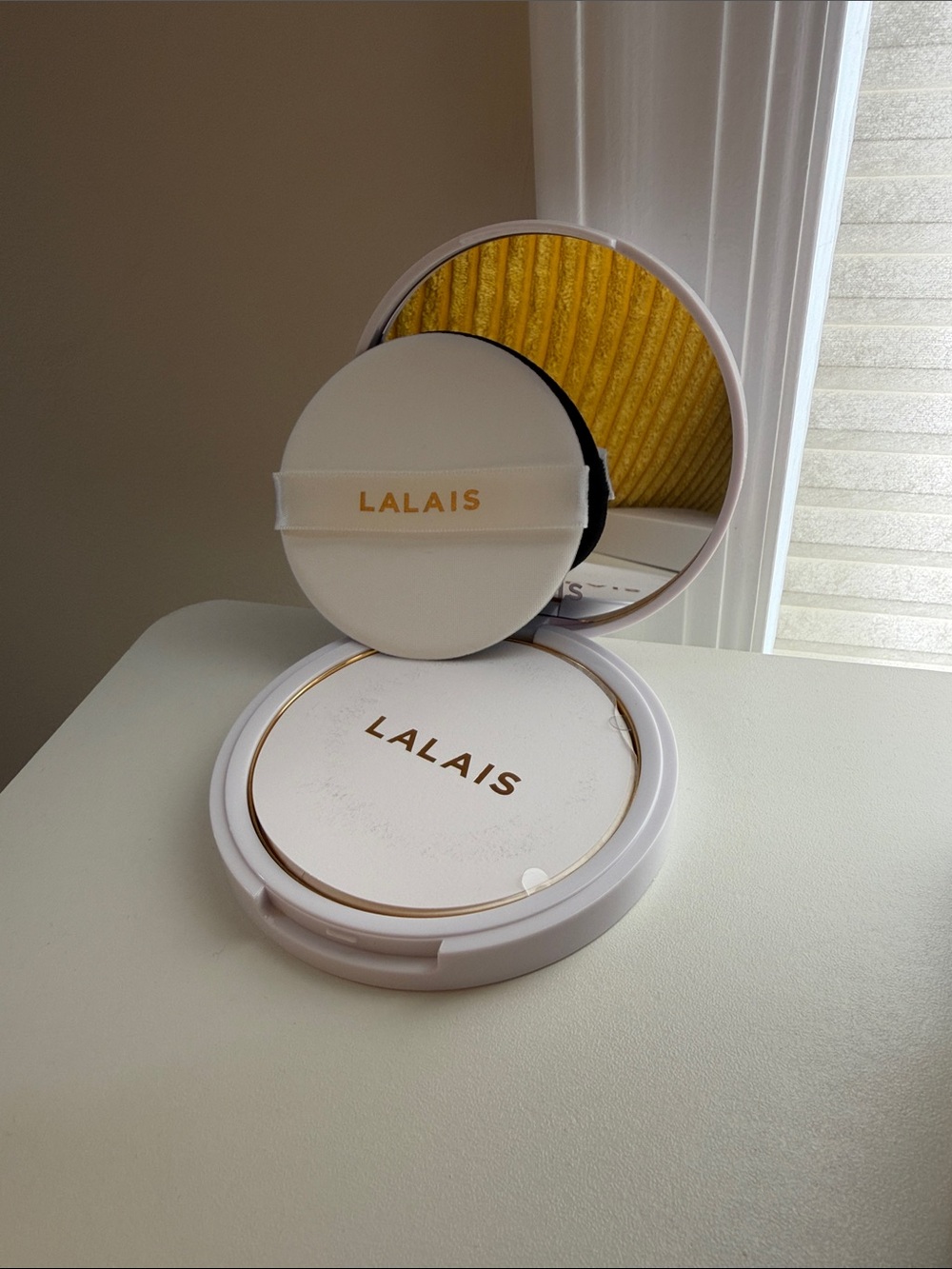 Lalais Blotting Paper Compact